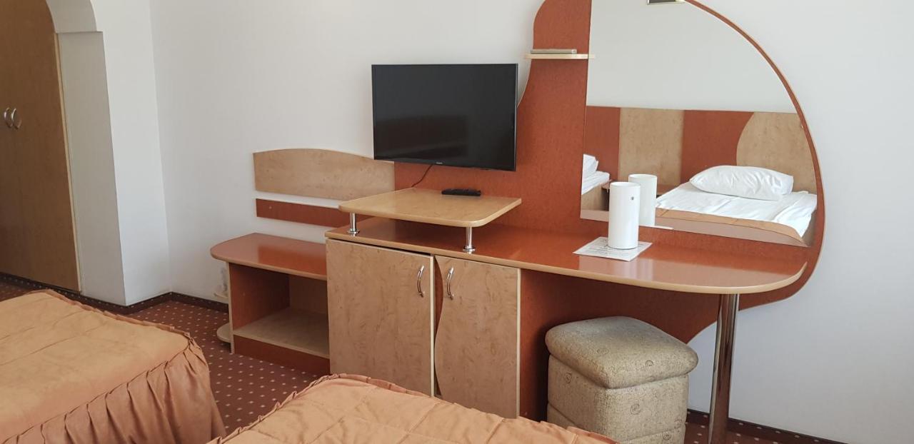 Grand Hotel Ceahlau Piatra Neamţ Extérieur photo